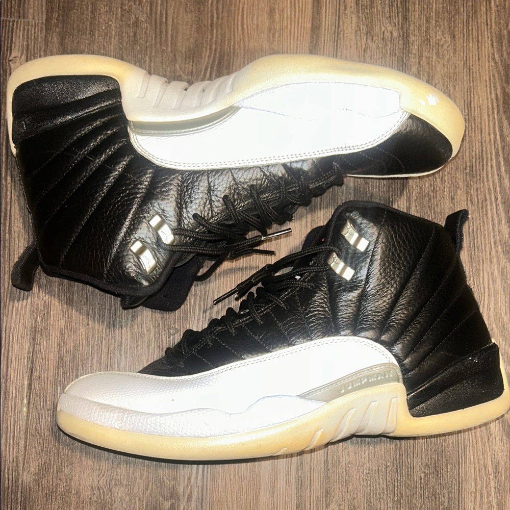 Jordan 12’s playoffs